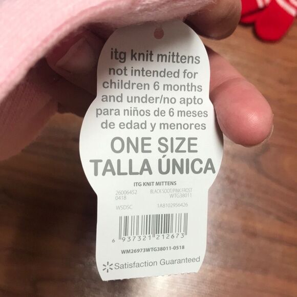 Baby girl Hello Kitty beanie and mittens sets - Picture 4 of 6